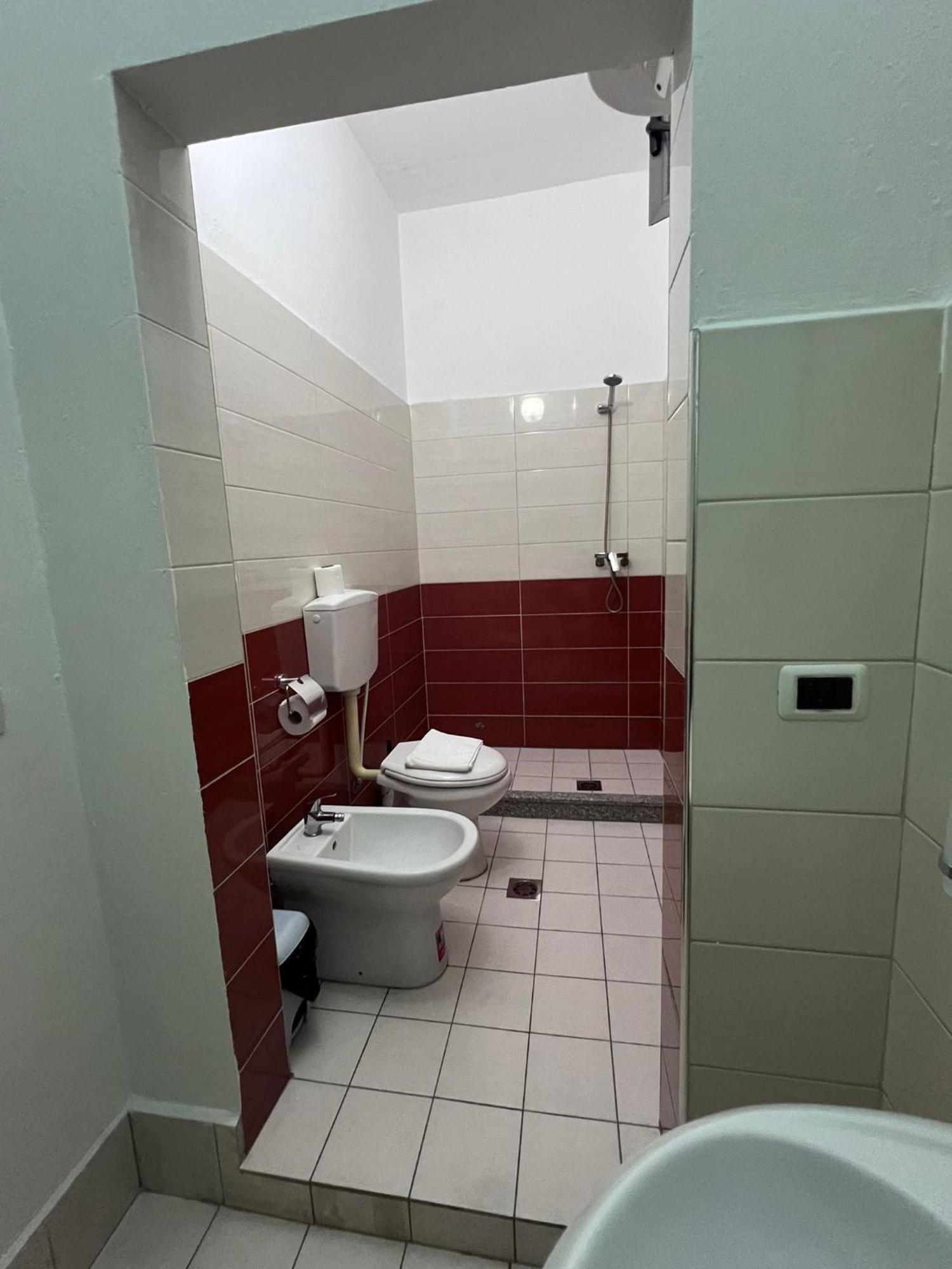 Hostel Internacional Grilë 外观 照片